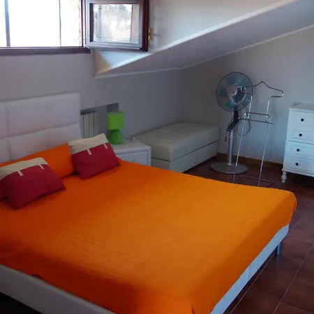 Apartament Service Attic Scerne