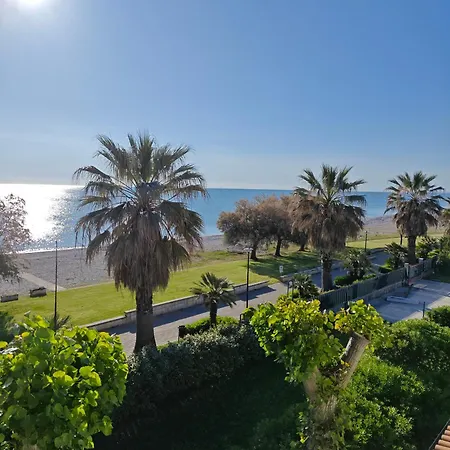 Apartament Service Attic Scerne