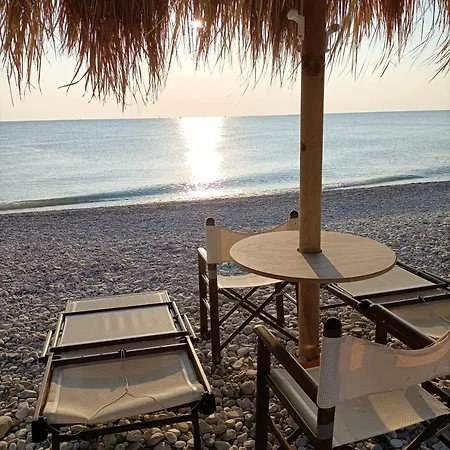 Service Attic Apartament *